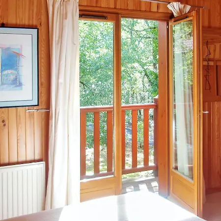 Maison De 2 Avec Vue Sur Le Lac Piscine Partagee Et Jardin Amenage A Auzac